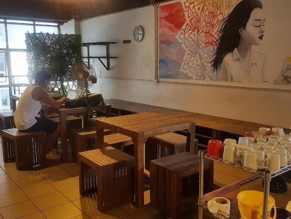 The Mixx Hostel Бангкок Экстерьер фото