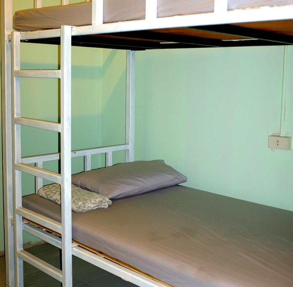 The Mixx Hostel Бангкок Экстерьер фото